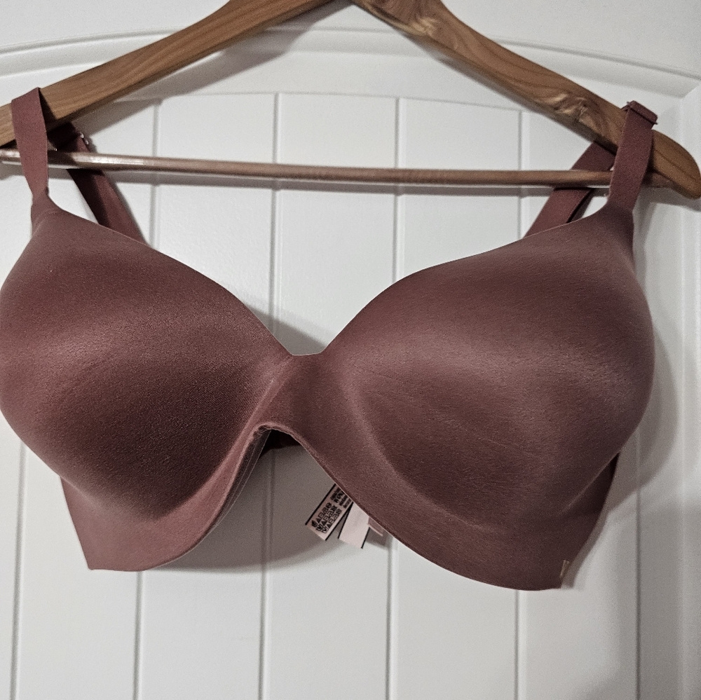 Victiria's Secret Elegant Brown and Gold Satin Bra with Gold Embellishment